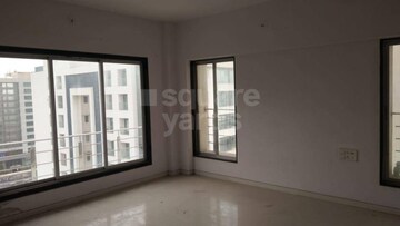  4 BHK Apartment at Piplod – for Rent
