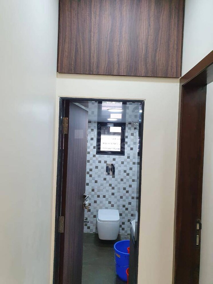 Bathroom, indralok-apartments-andheri 2 Bedroom 1000 Sq.Ft. Apartment In Andheri West Mumbai 3973414