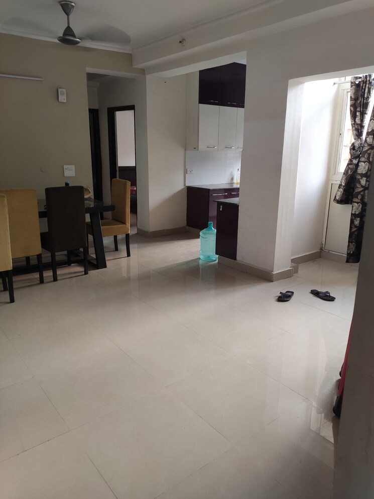 Living Room, gardenia-golf-city 2.5 Bedroom 1150 Sq.Ft. Apartment In Sector 75 Noida 3974307