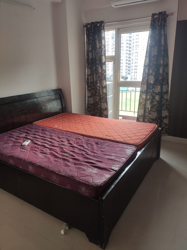 Bedroom, gardenia-golf-city 2.5 Bedroom 1150 Sq.Ft. Apartment In Sector 75 Noida 3974307