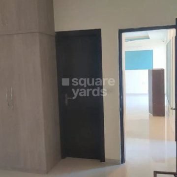 Room in 3 BHK Apartment at Tulip Violet, Sector 69 – for Rent
