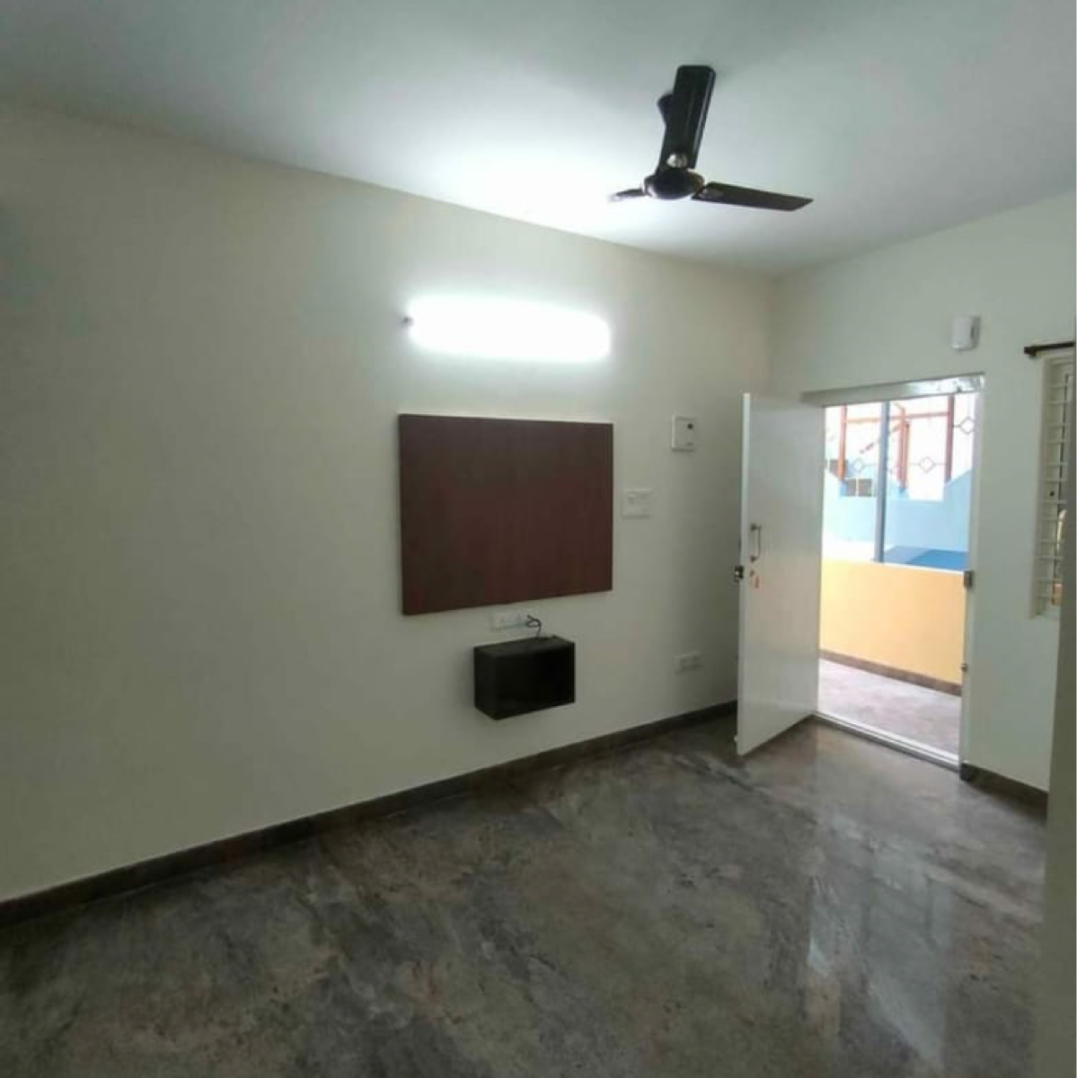 Rental 2 Bedroom 1150 Sq.Ft. Apartment in Sri Residency Marathahalli