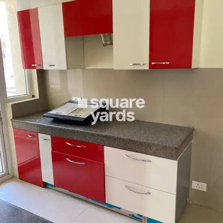 Kitchen, emaar-palm-heights 3 Bedroom 2025 Sq.Ft. Apartment In Sector 77 Gurgaon 3988883