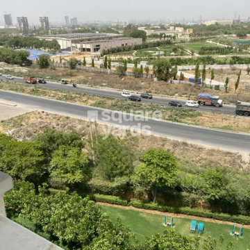 3 BHK Apartment – Exterior View View at Emaar Palm Heights, Sector 77 - for Rent