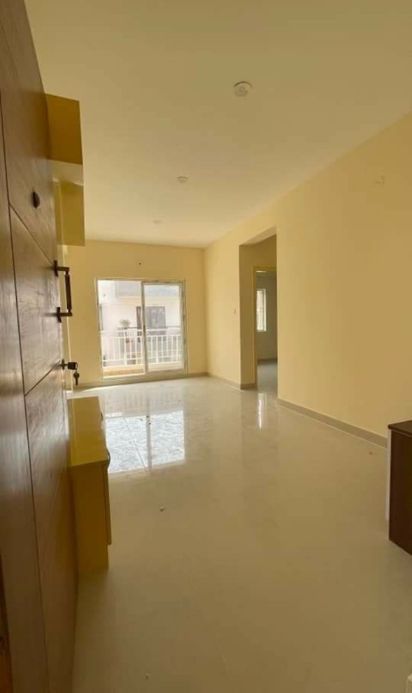 Rental 2 Bedroom 650 Sq.Ft. Apartment in Divya Sree Republic Of