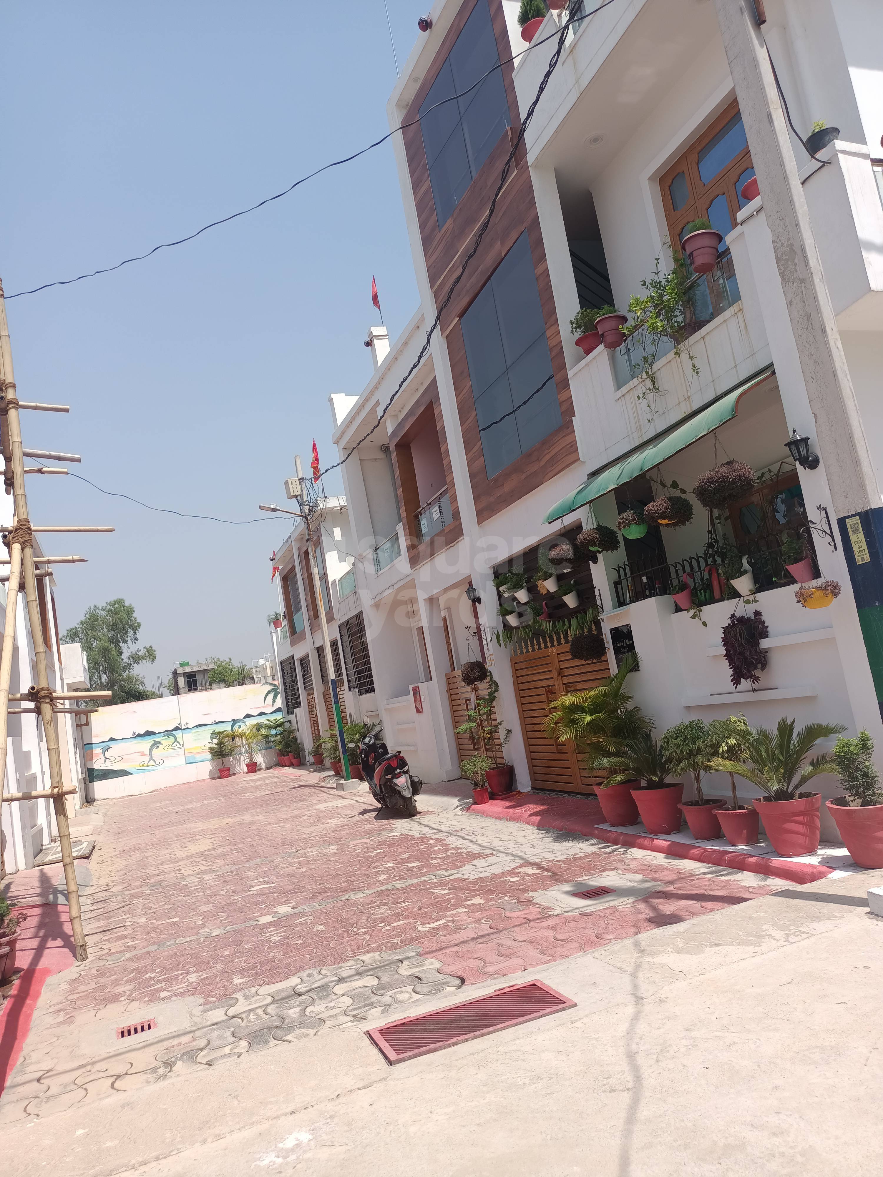 Resale 1200 Sq.Ft. Plot in Garden Estate Township, Gomati Nagar Lucknow