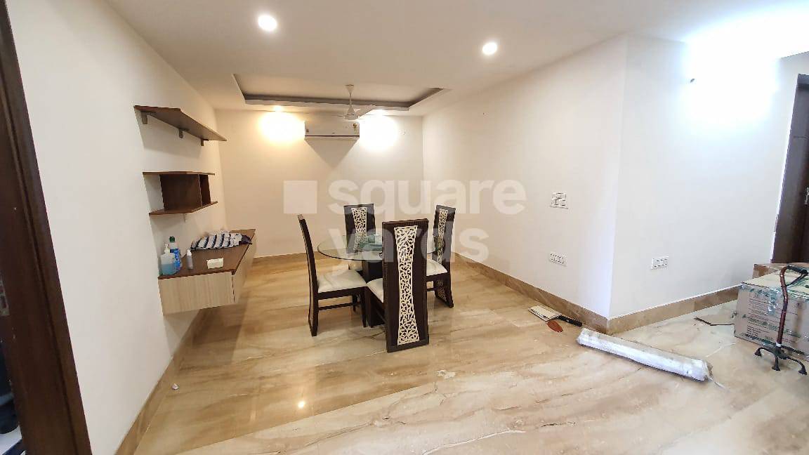 Resale 3 Bedroom 1600 Sq.Ft. Builder Floor in Palam Vihar Gurgaon 4875104