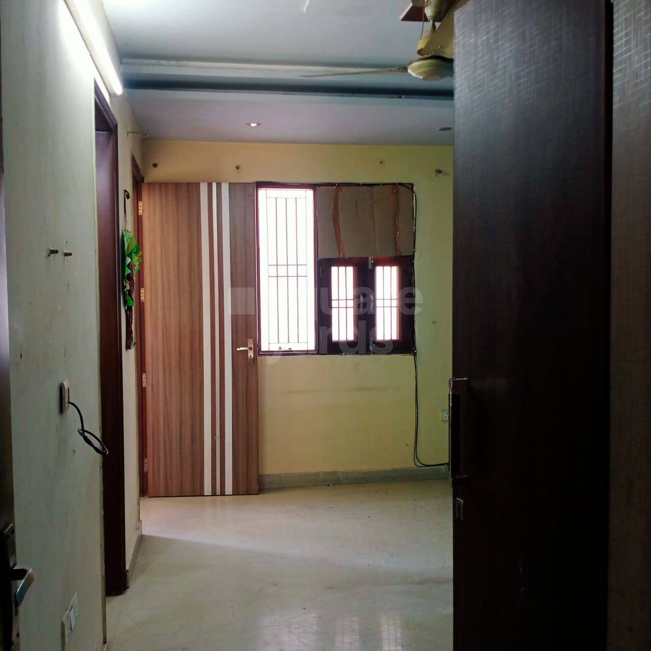Rental 1 Bedroom 450 Sq.Ft. Apartment in RWA Block A6 Paschim Vihar