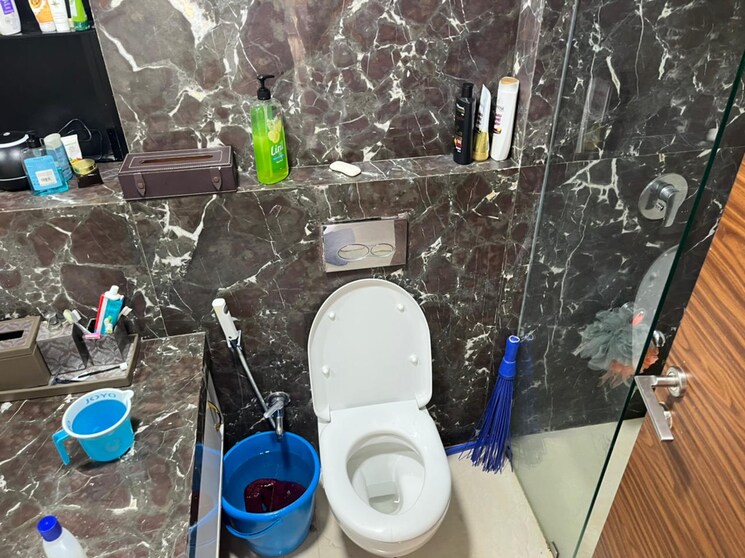 Bathroom, transcon-triumph-tower 2 Bedroom 1350 Sq.Ft. Apartment In Andheri West Mumbai 4011331