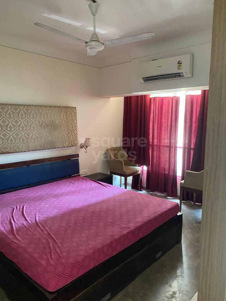 Resale 2 Bedroom 960 Sq.Ft. Apartment in Venus Apartments Worli, Worli