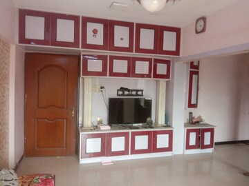 Living Room in 2 BHK Apartment at Kohinoor Apartment Andheri West, Andheri West – for Rent