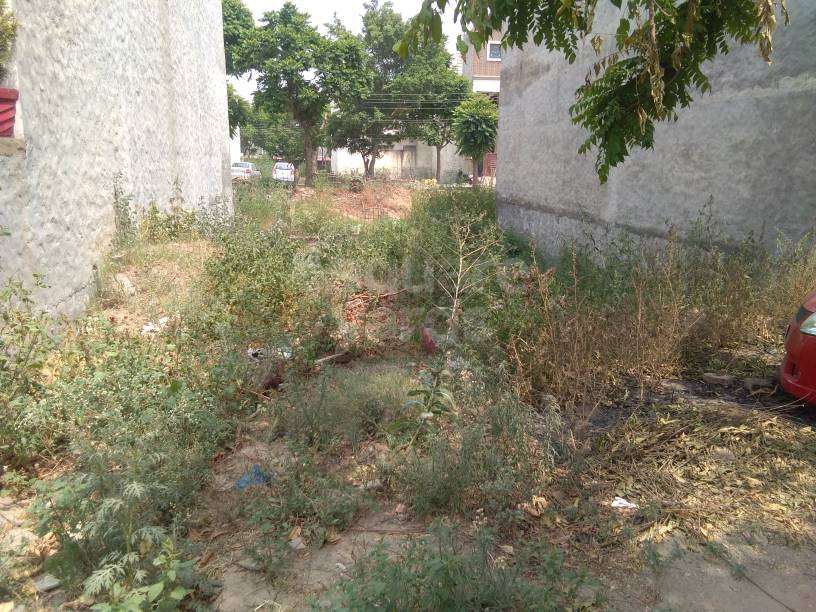 200 sq.yd. plot in kharar mohali