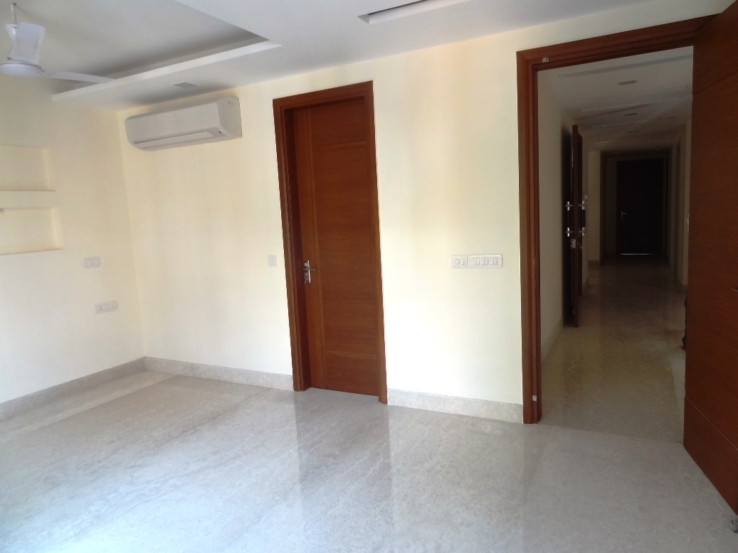Rental 3 Bedroom 1800 Sq.Ft. Builder Floor in Shivalik Apartments