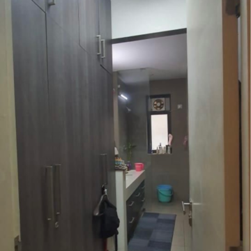 Bathroom in 2 BHK Apartment at Ireo Skyon, Sector 60 – for Rent