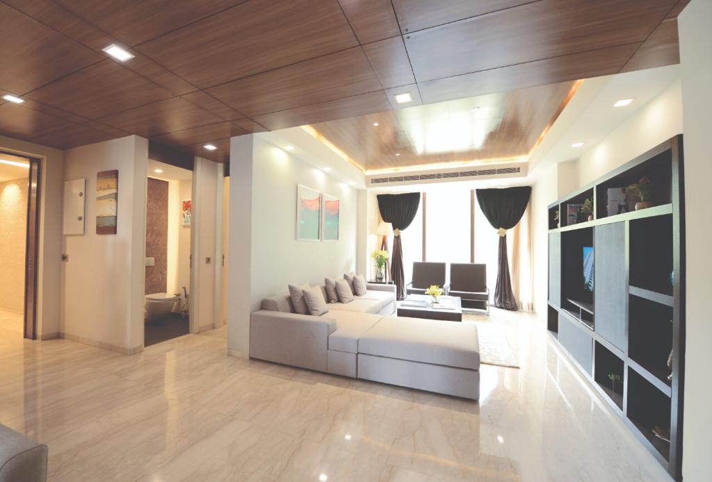 Resale 4 Bedroom 3165 Sq.Ft. Apartment in Pearls Gateway Tower, Sector