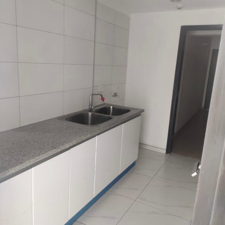 Kitchen, tata-primanti-tower-residences 4 Bedroom 3320 Sq.Ft. Apartment In Sector 72 Gurgaon 4048777