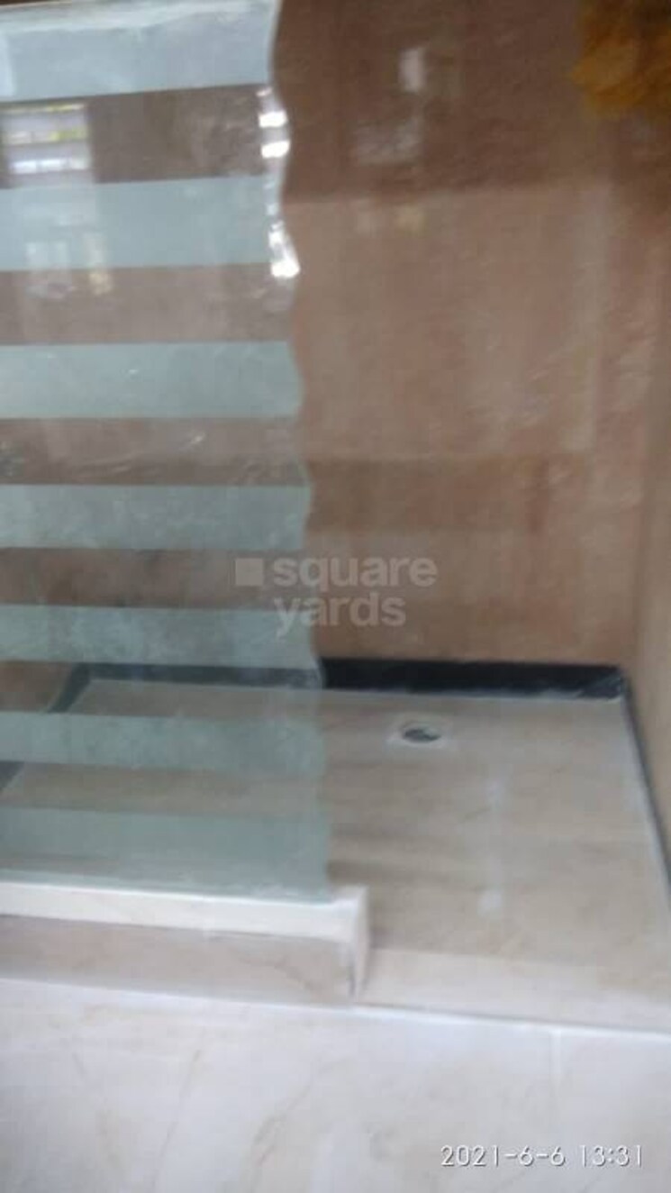 Bathroom, nutan-abhishek 2 Bedroom 700 Sq.Ft. Apartment In Lokhandwala Complex Mumbai 4065682