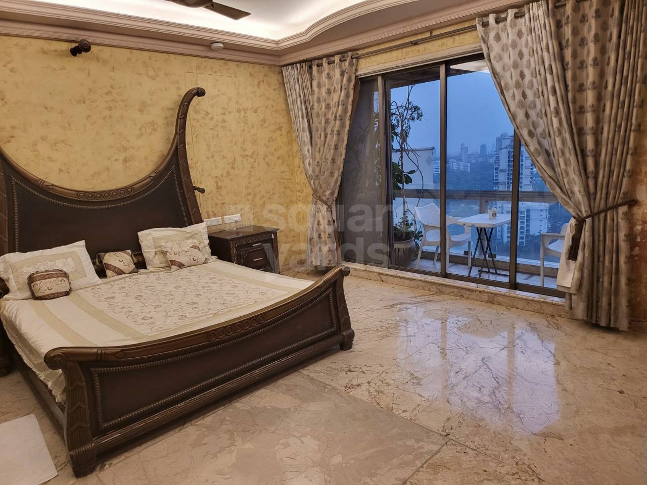 4 BHK + Servant Room 2800 Sq.Ft. Apartment in Oberoi Sky Gardens