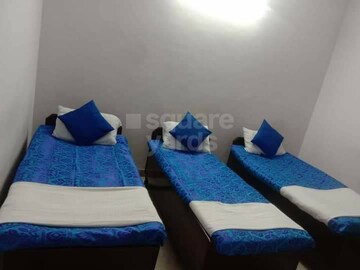 Living Room in 2.5 BHK Builder Floor at Palam Vihar Extension – for Rent