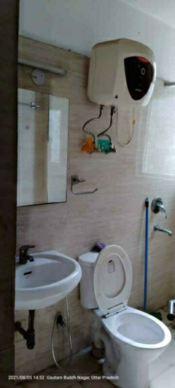 Bathroom in 2.5 BHK Builder Floor at Palam Vihar Extension – for Rent