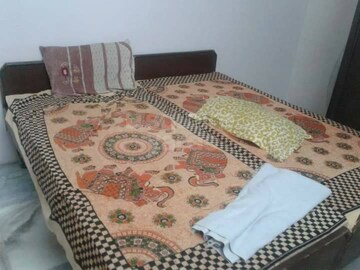 Bedroom in 1 BHK Builder Floor at Dharam Colony – for Rent