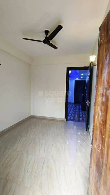 Room in 2.5 BHK Builder Floor at Dharam Colony – for Rent