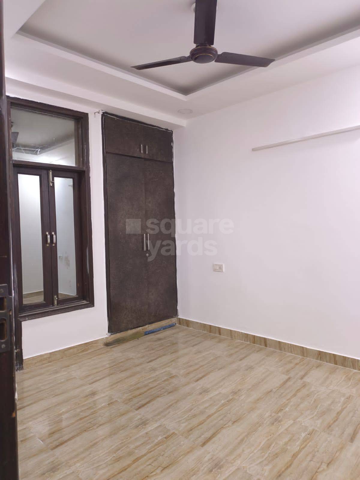 Rental 1 Bedroom 600 Sq.Ft. Apartment in Freedom Fighters Enclave