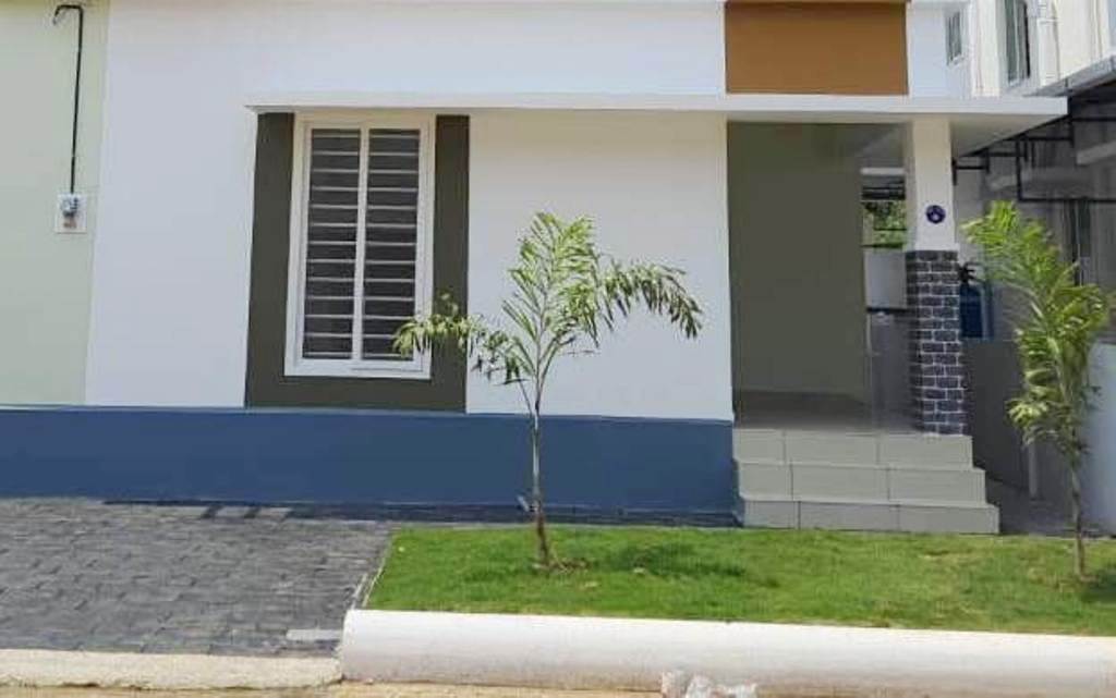 Resale 4 Bedroom 2500 Sq.Ft. Independent House in Pattambi Palakkad 5334491