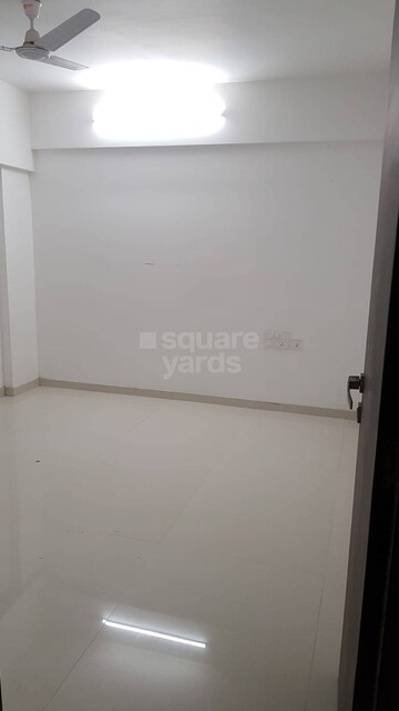 Bedroom in 3 BHK Apartment at Juhu – for Rent