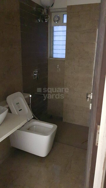 Attached Bathroom in 3 BHK Apartment at Juhu – for Rent