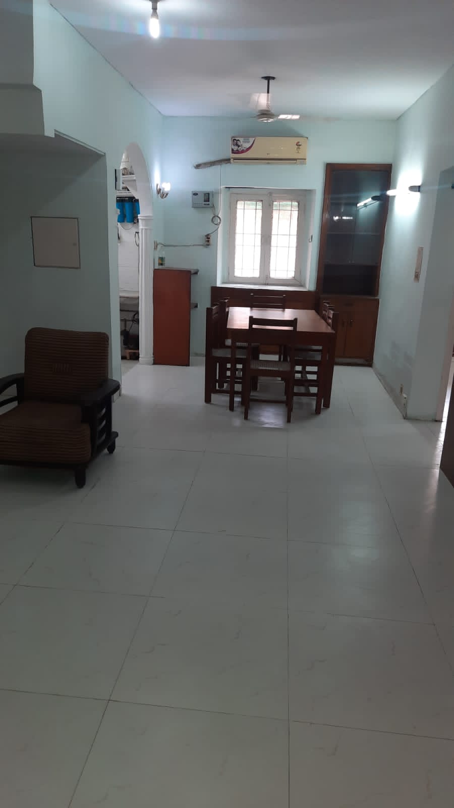 Resale 3 Bedroom 1688 Sq.Ft. Builder Floor in Defence Enclave Noida, Sector 44 Noida 4176127