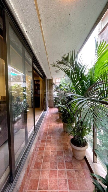 Balcony in 4 BHK Apartment at Juhu – for Rent