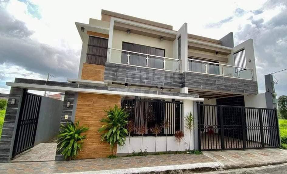 For Sale 6 Bedroom Sq Ft Independent House In Whitefield Bangalore