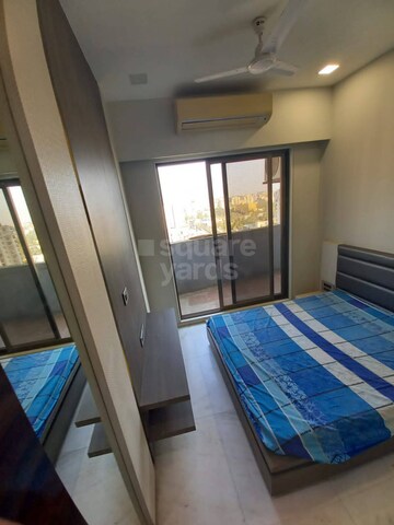 Bedroom in 2 BHK Apartment at Andheri West – for Rent