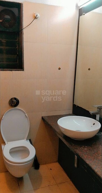 Attached Bathroom in 2 BHK Apartment at Andheri West – for Rent