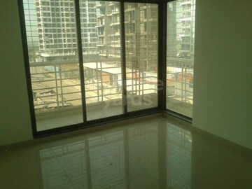 Room in 2 BHK Apartment at Taloja – for Sale