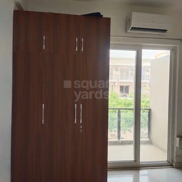 Room in 3 BHK Apartment at BPTP Astaire Gardens, Sector 70a – for Rent