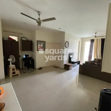 Living Room in 3 BHK Apartment at Emaar Palm Hills, Sector 77 – for Rent