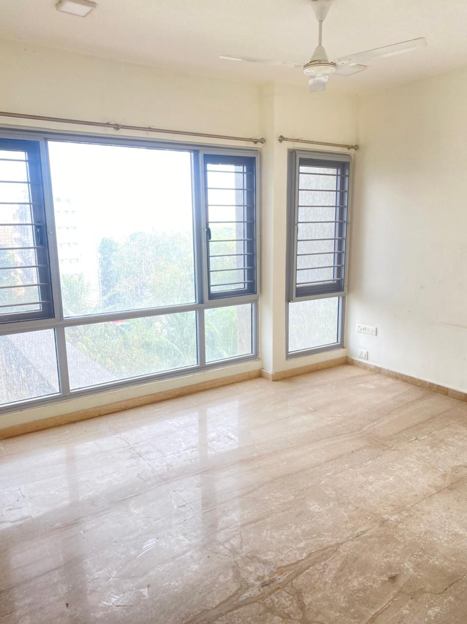 Rental 3 Bedroom 1230 Sq.Ft. Apartment in Imperial Heights Goregaon West, Goregaon West Mumbai