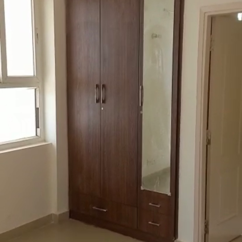 3 BHK + Servant Room Apartment For Rent in GPL Eden Heights