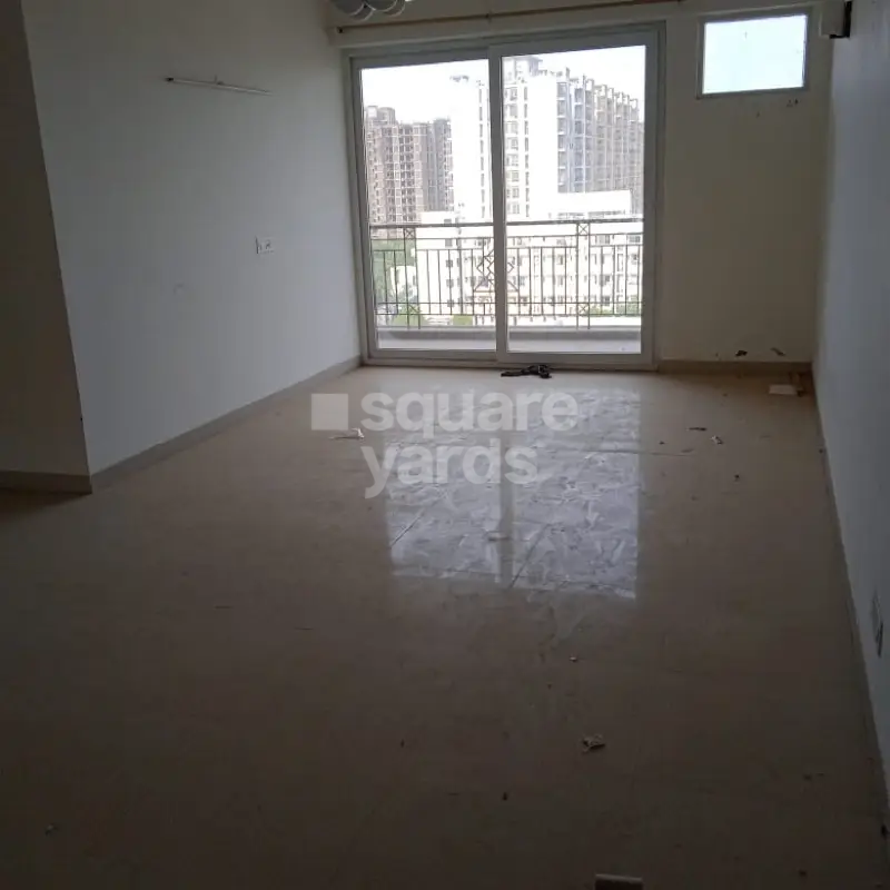 4 BHK 2400 Sq.Ft. Apartment in Tulip Purple