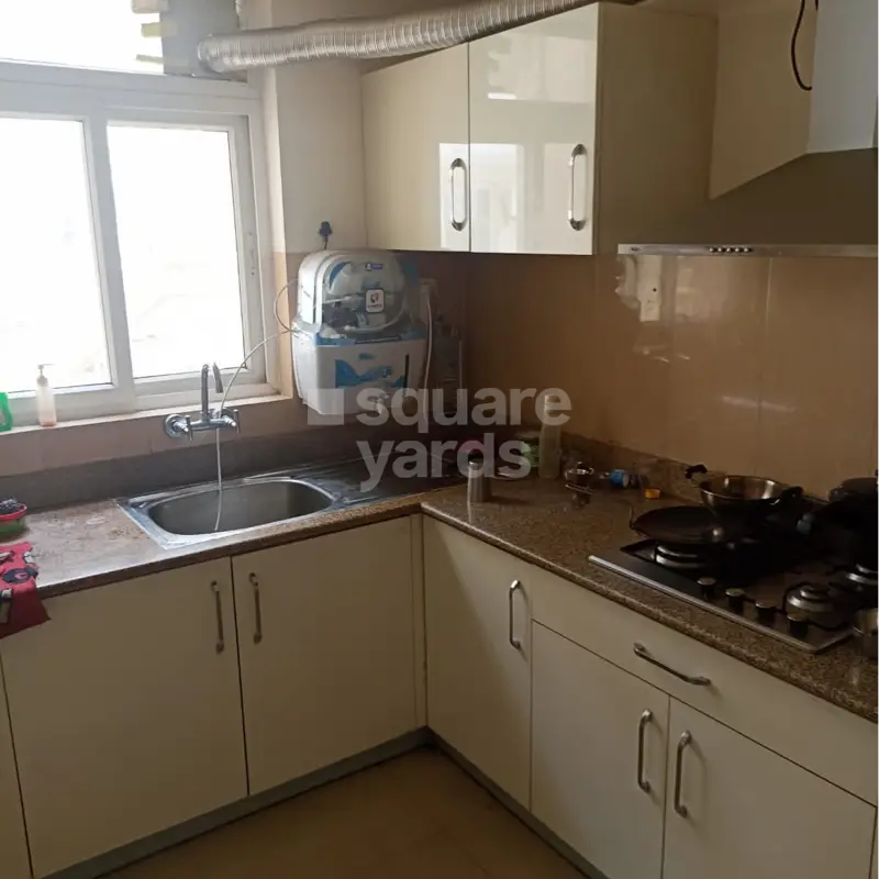 3 BHK + Servant Room Apartment For Rent in Emaar Emerald Floors Premier