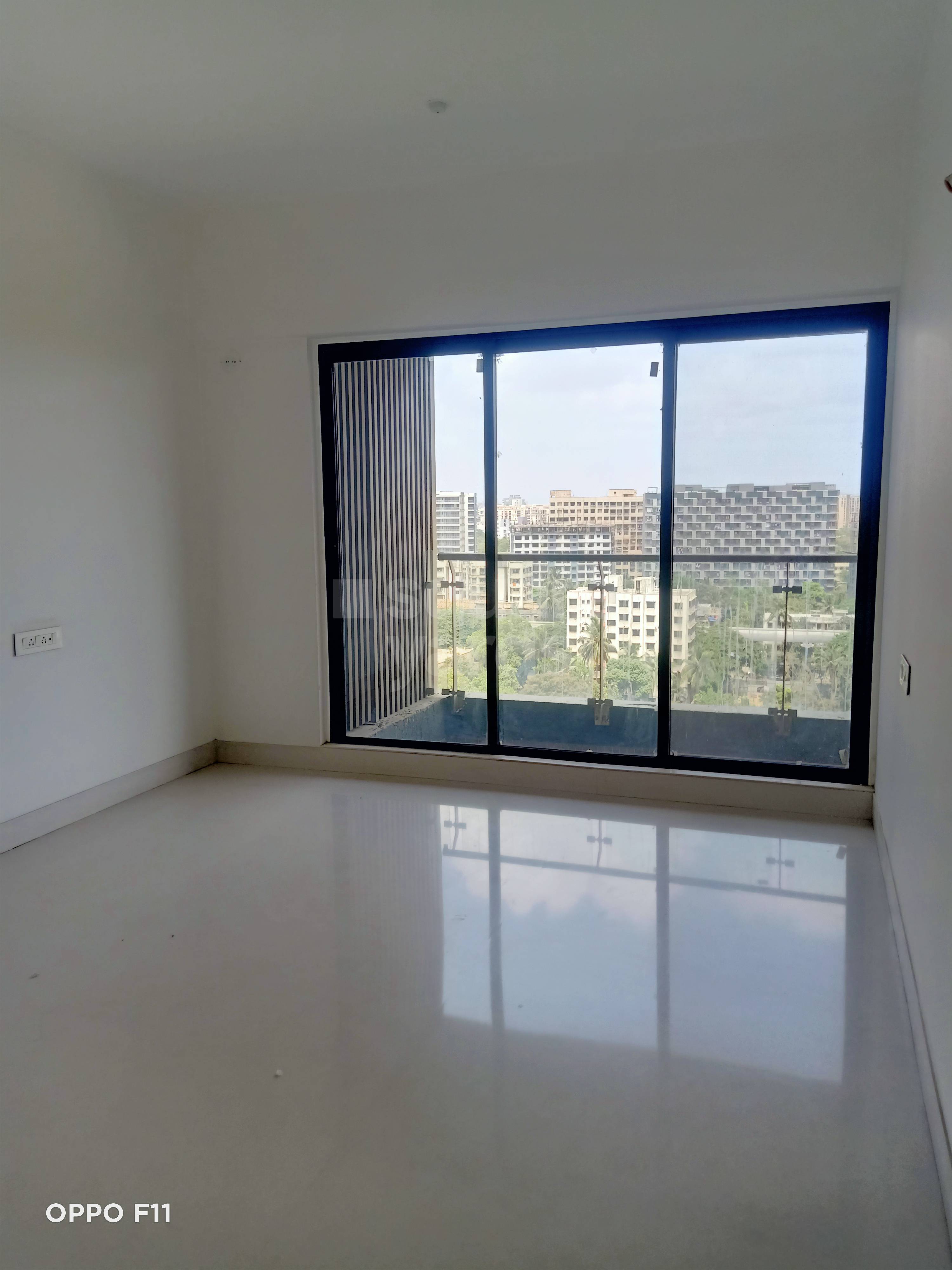 3 BHK Apartment For Sale in Rustomjee Elita