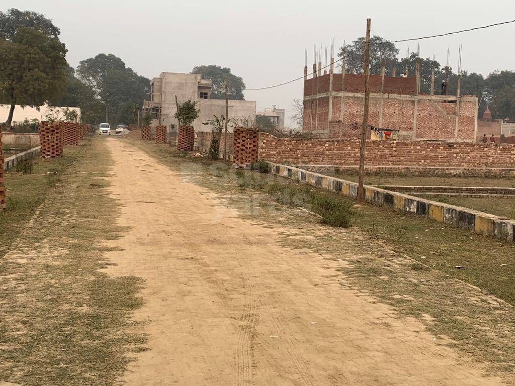 Resale 2000 Sq.Ft. Plot in Neelendras Amity Greens, Gomti Nagar Lucknow