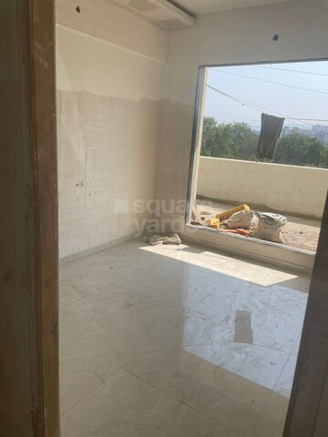 Room in 1 BHK Apartment at SM Hitech Tulip, Taloja – for Sale