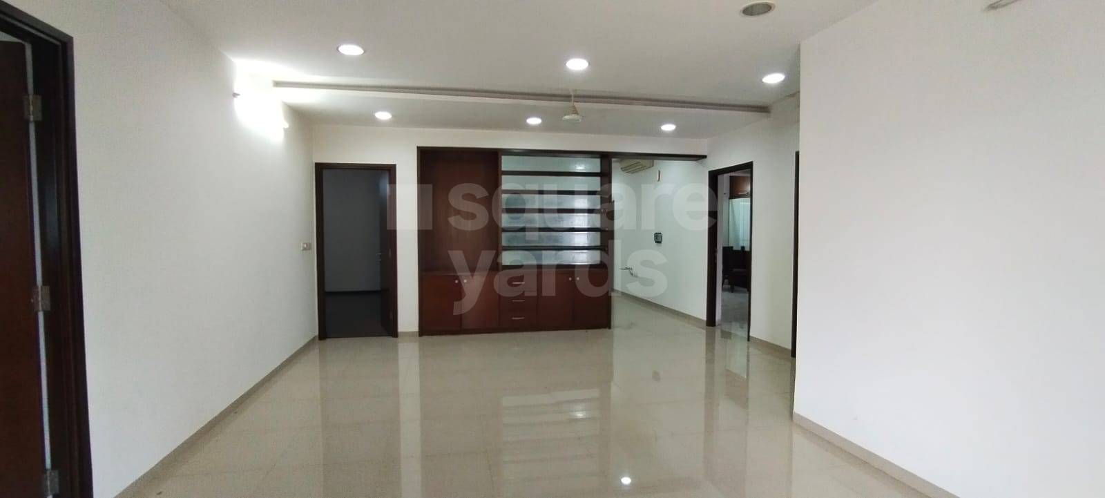 Rental 3 Bedroom 2800 Sq.Ft. Apartment in O2 Square Residences