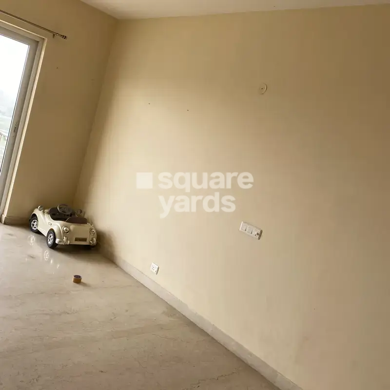 2 BHK Apartment For Sale in Paras Irene