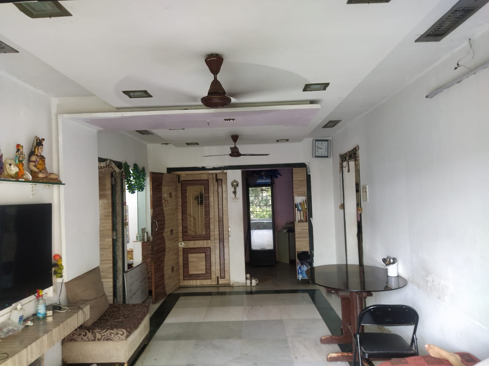 Resale 2 Bedroom 750 Sq.Ft. Apartment in Madhav Dham Malad East, Malad