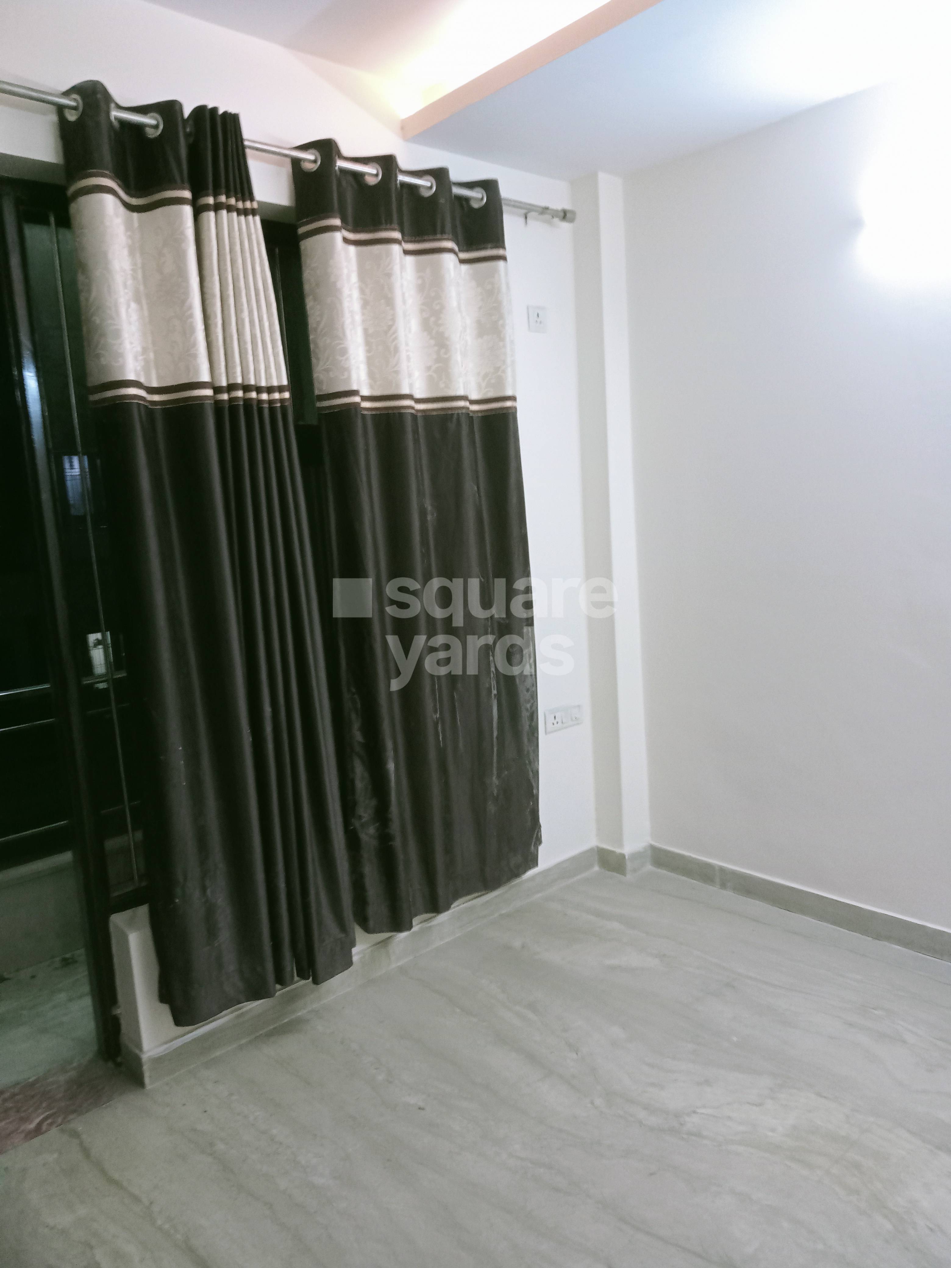 Rental 2 Bedroom 650 Sq.Ft. Apartment in RWA Block A1 Paschim Vihar