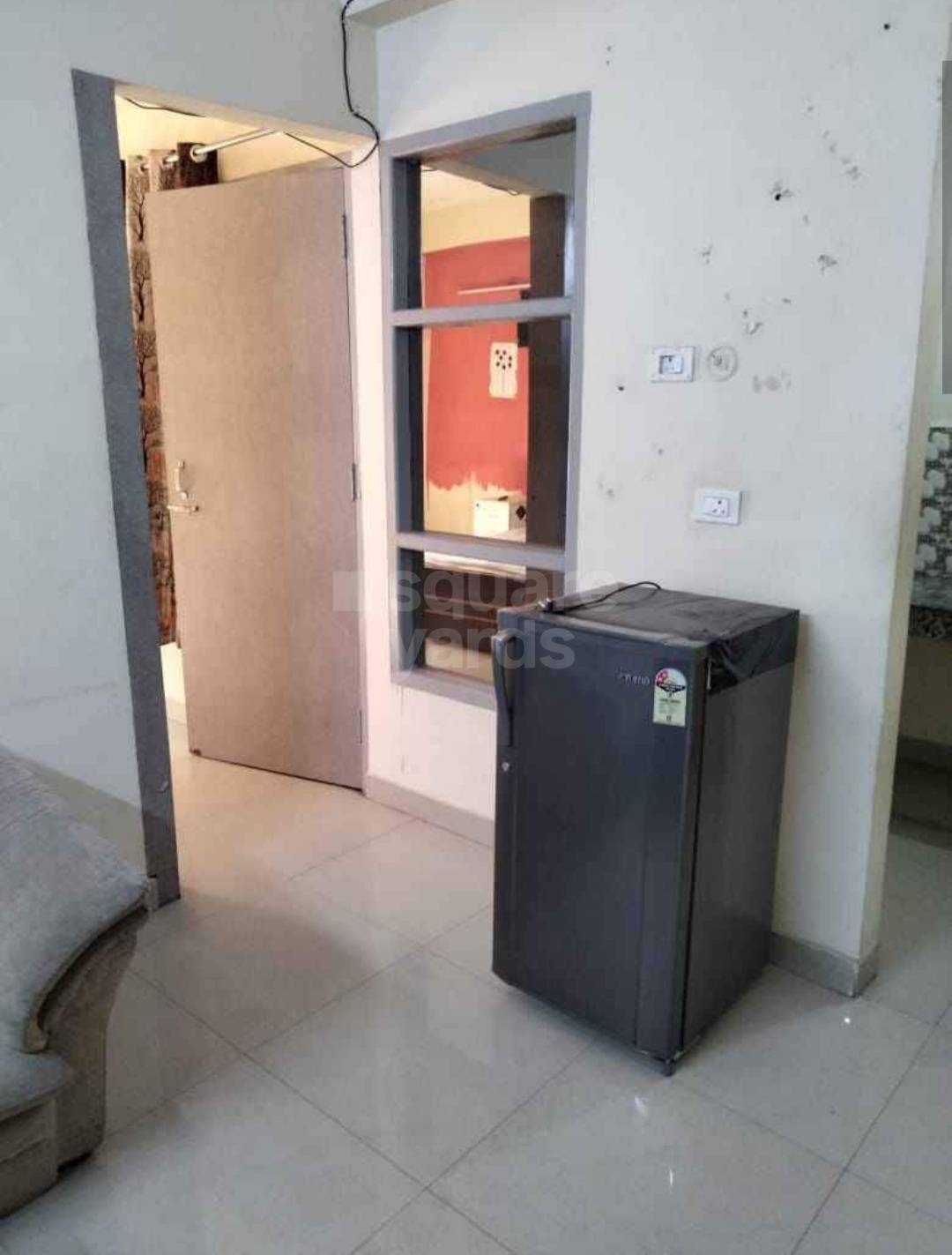 Rental 2 Bedroom 750 Sq.Ft. Apartment in Arun Vihar Sector 37, Sector